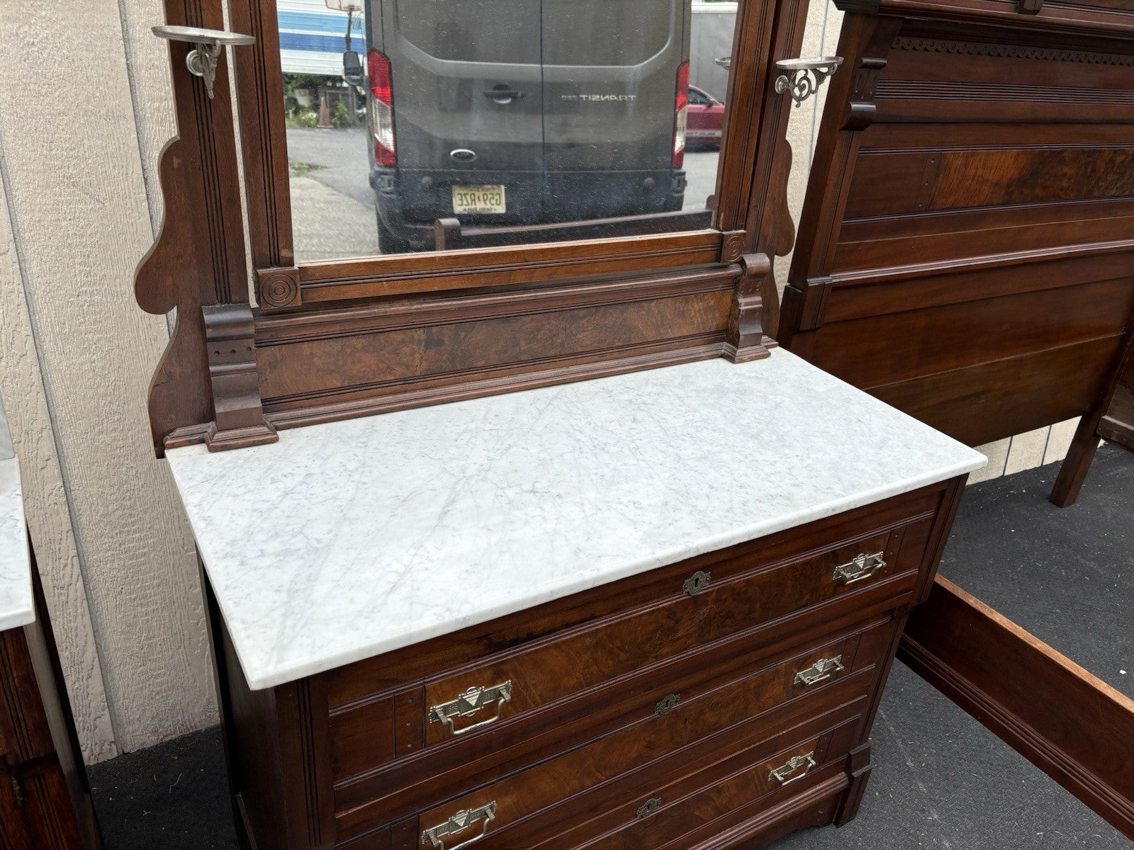 65728 Antique Victorian Bedroom Set Full Size Bed Dresser w/ Mirror + Washstand