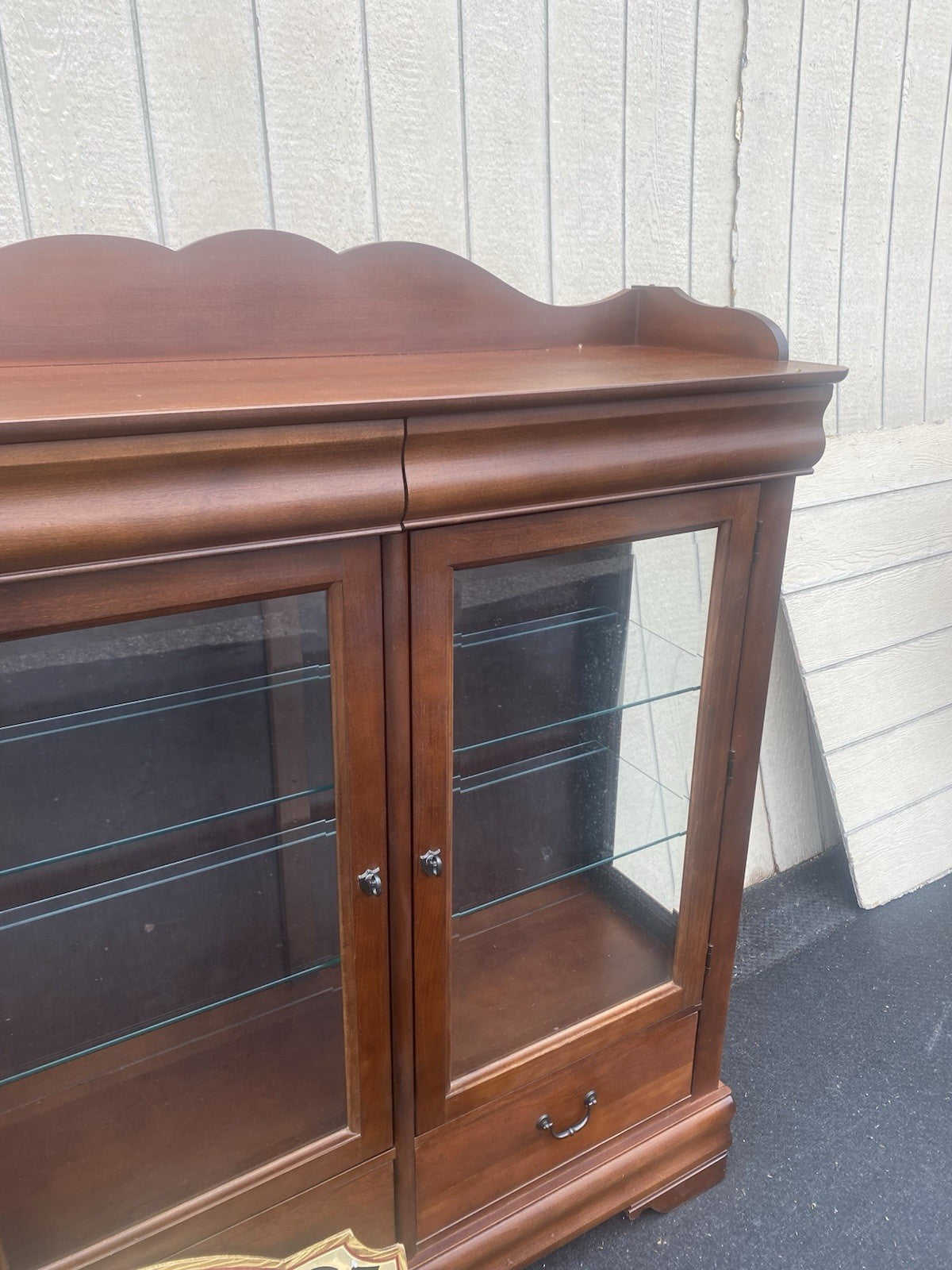 66547 BROYHILL China Cabinet Curio w/ 4 Drawers and Plate Glass Shelves