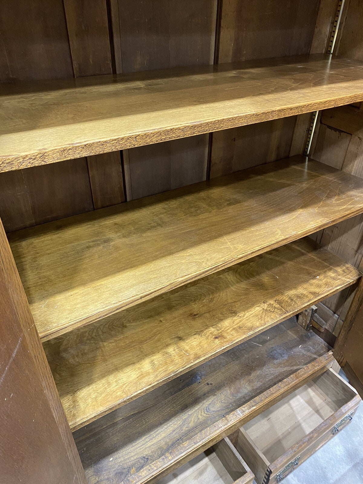 65564   Antique Victorian Oak 2 Door Wardrobe Cabinet