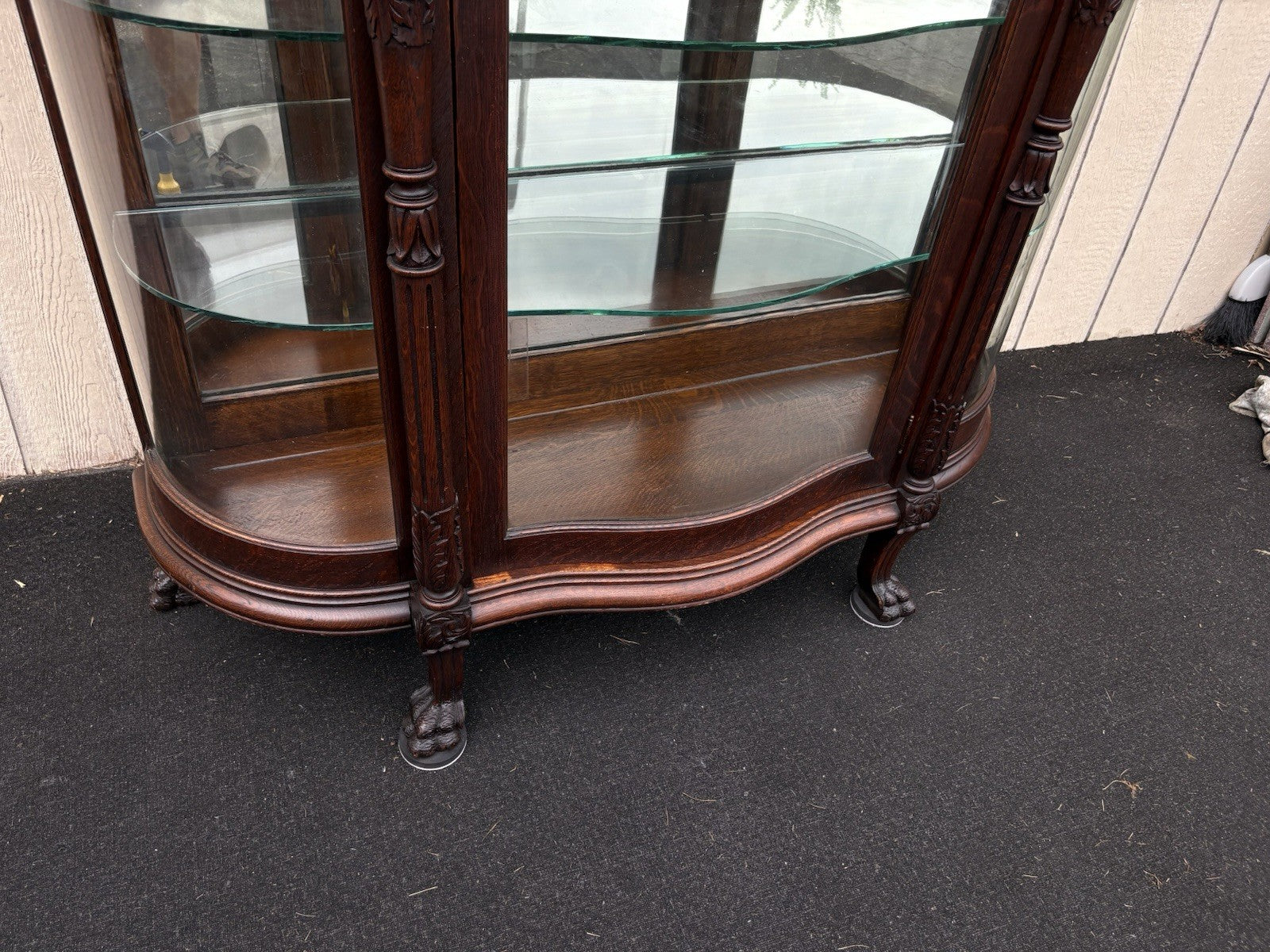 66105  Quality Antique Victorian Oak Curio China Cabinet