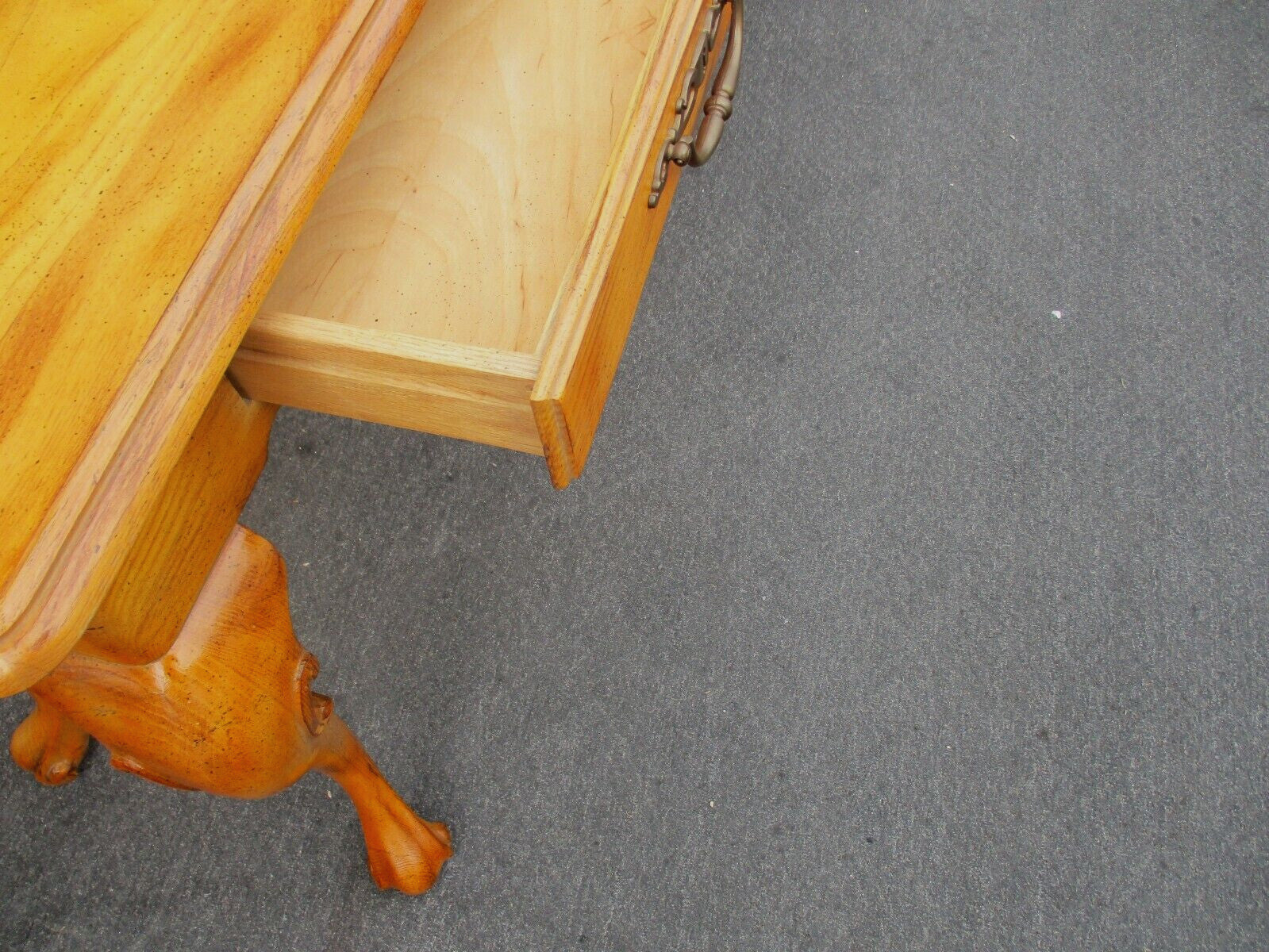 63695  Oak Console Table Server Sideboard