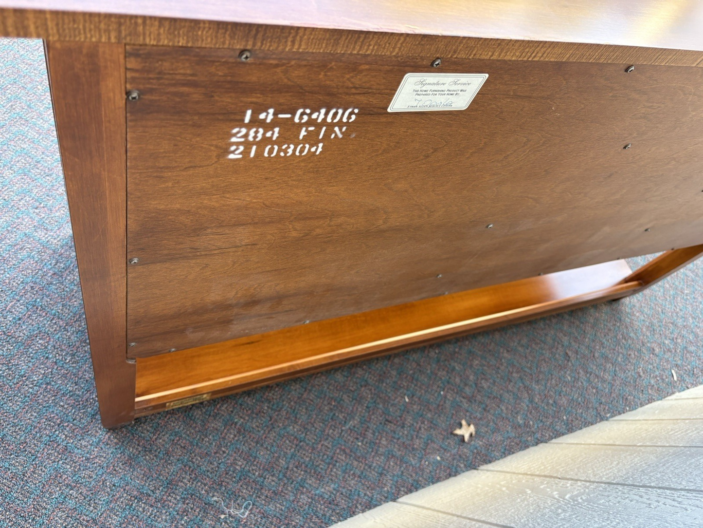 67103 Ethan Allen Maple Sideboard  Server Buffet Cabinet