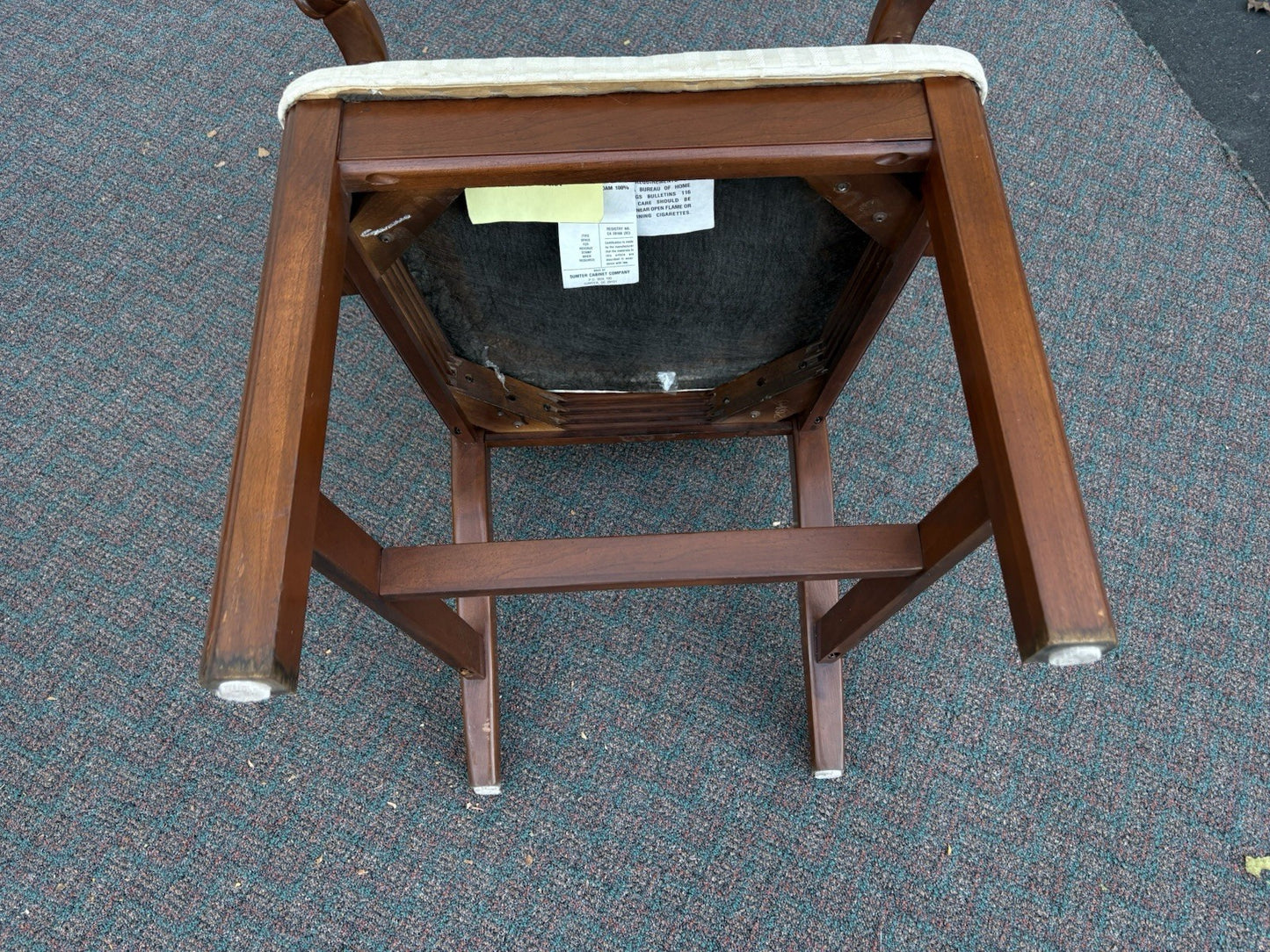 67163 Set of 8 Mahogany SUMTER Cabinet  Dining Chair s