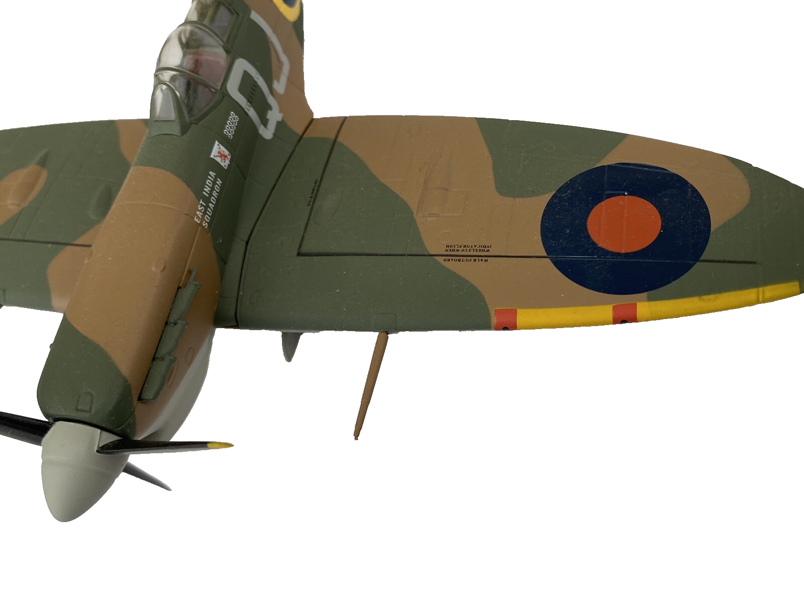 ES 61 :   FRANKLIN MINT EAST INDIA Squadron Spitfire FMTM with box