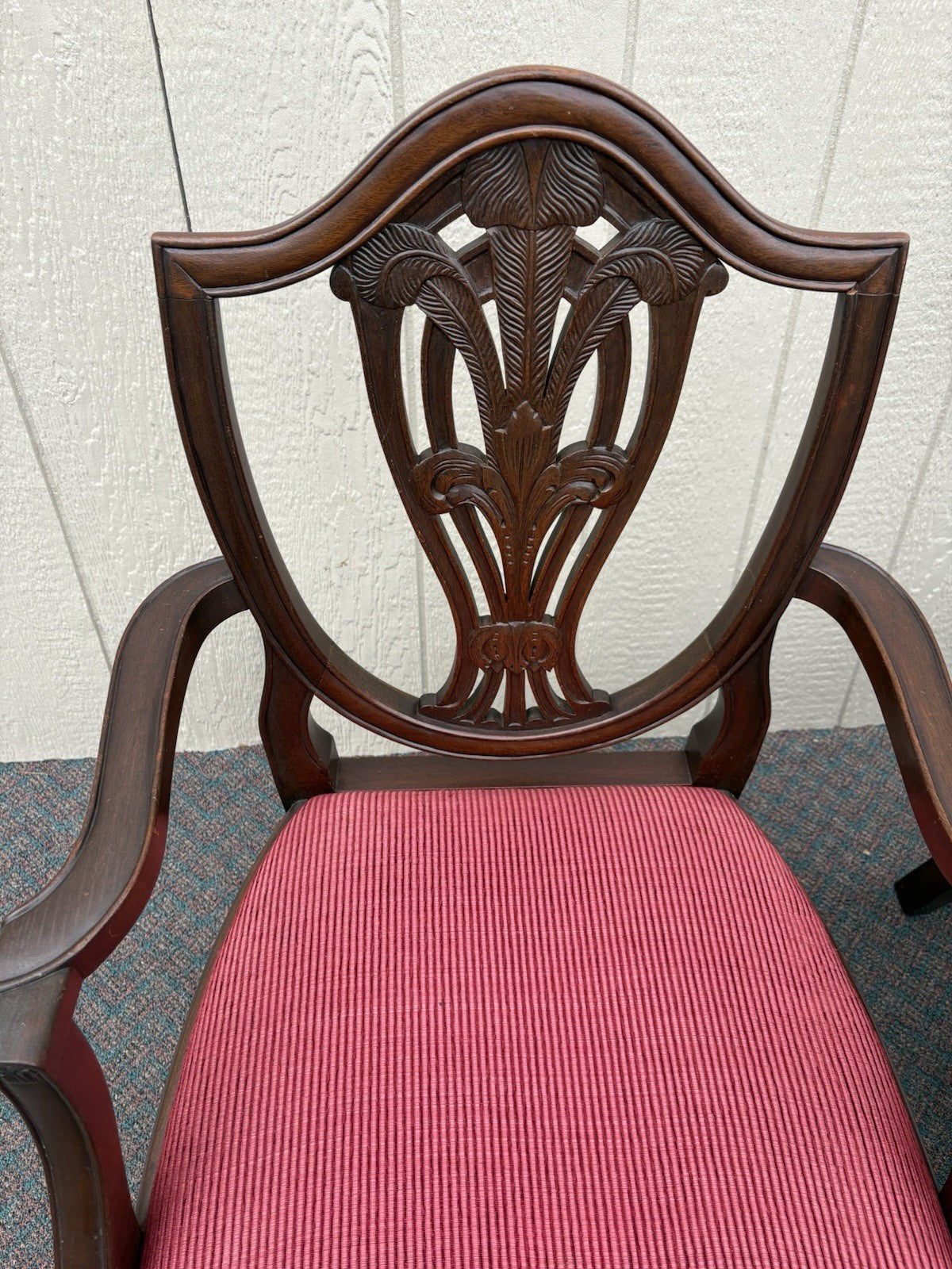 67162 Super Quality Set of 8 Mahogany Shield Back Dining Chairs