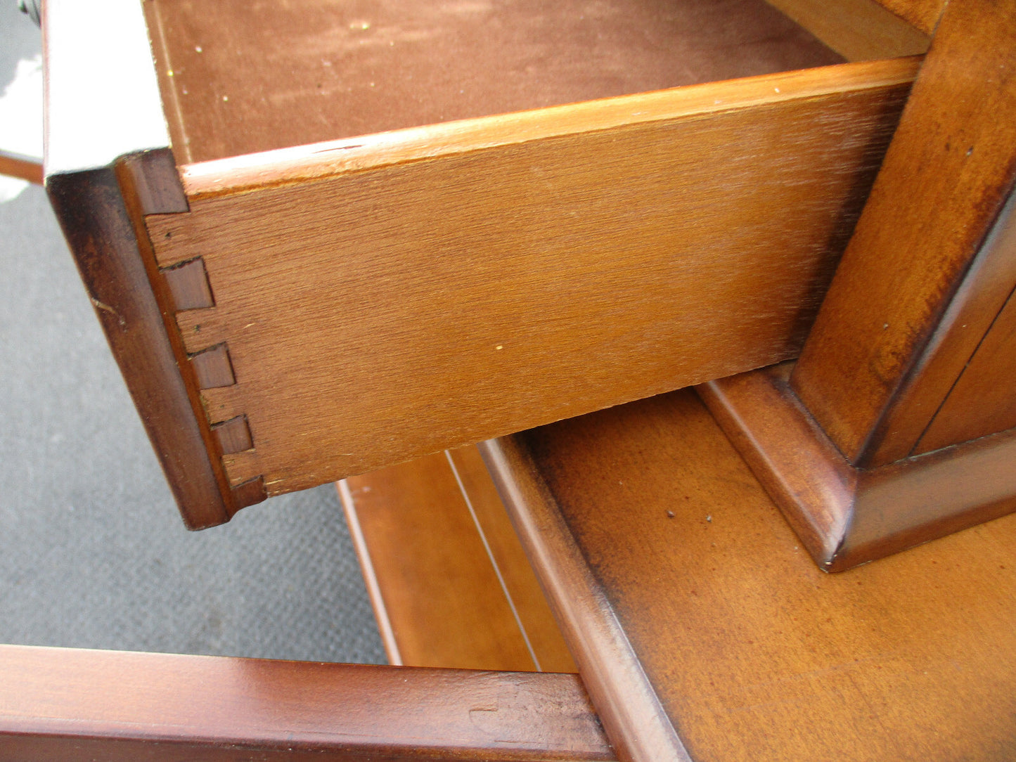 62851 Lane Furniture Server Sideboard Server Curio Display Cabinet