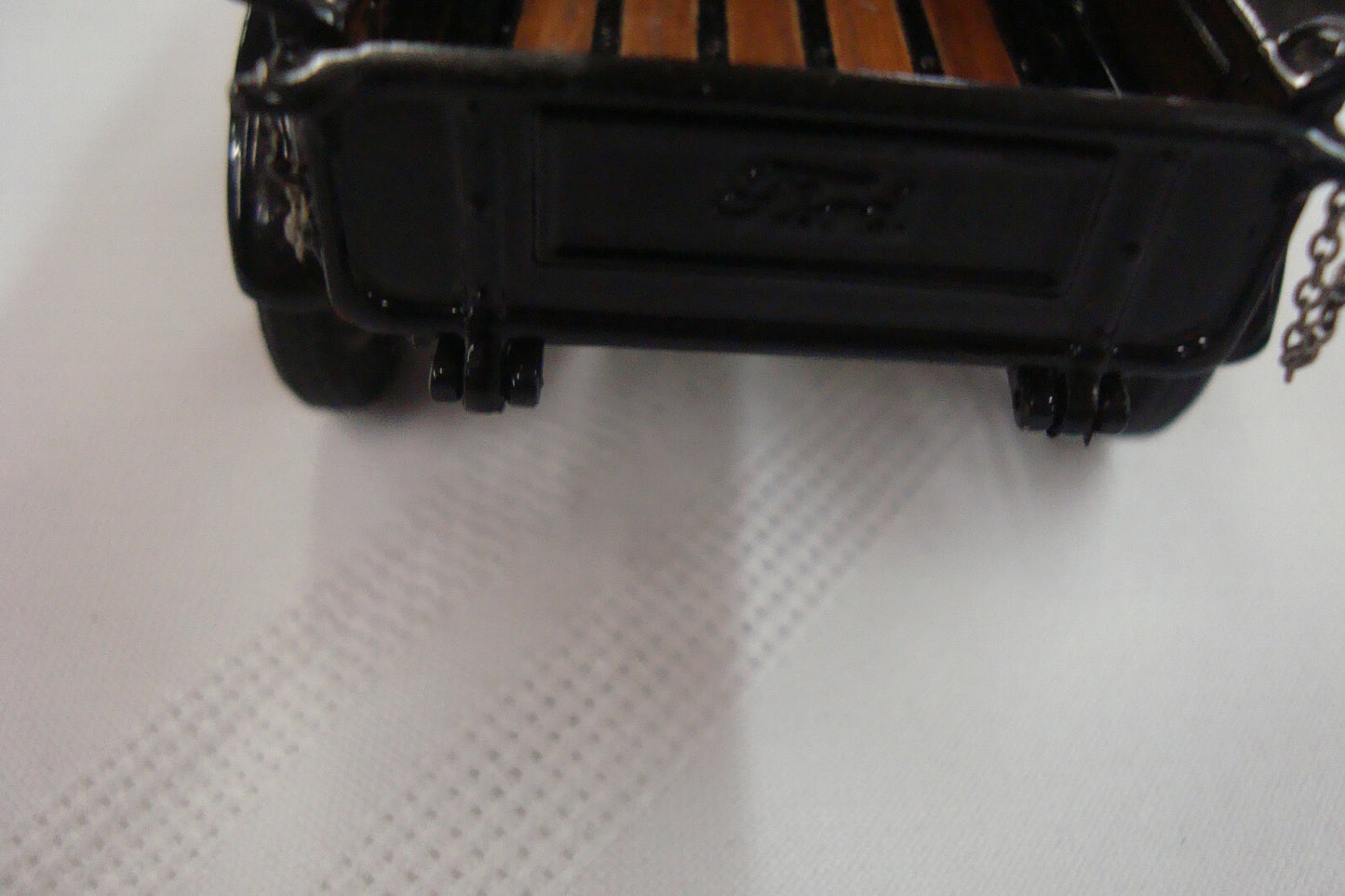 ES51     Danbury Mint DieCast Metal 1925 FORD MODEL T Truck Toy Car Vehicle