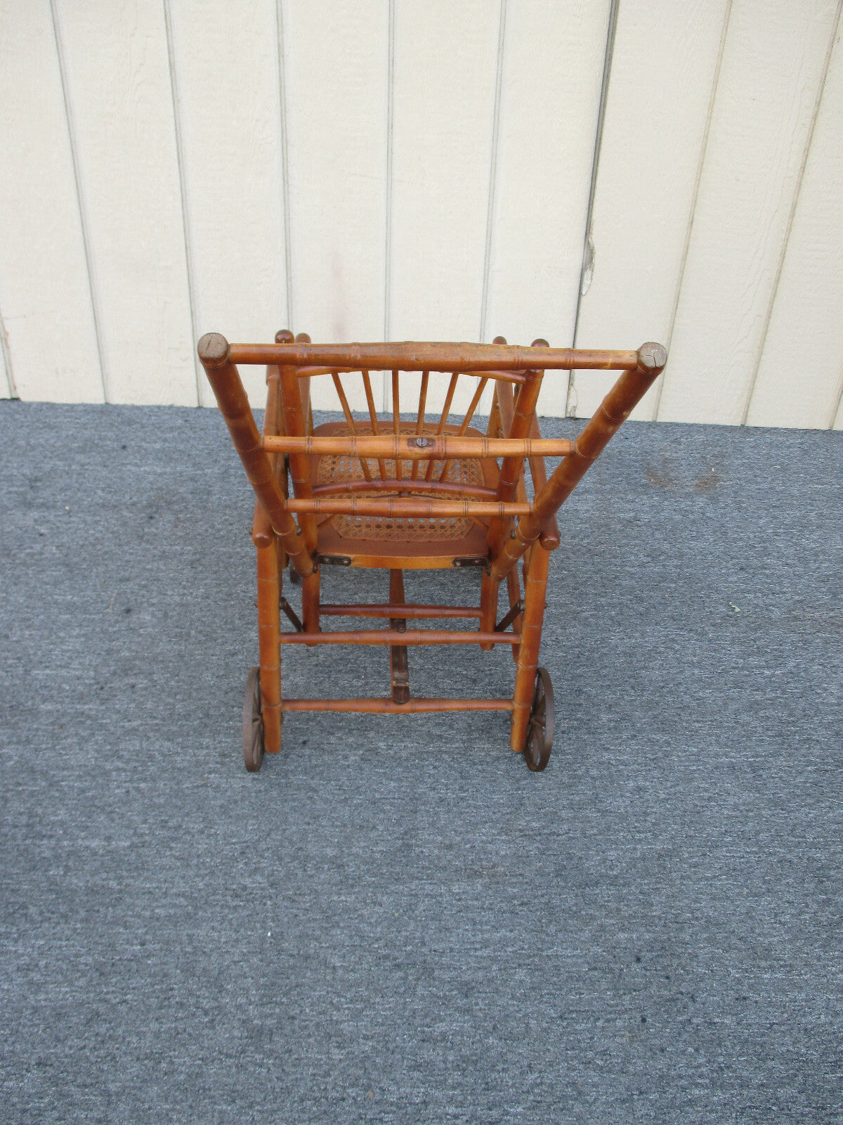 59162 ANTIQUE COLLAPSIBLE Child  HIGH CHAIR STROLLER