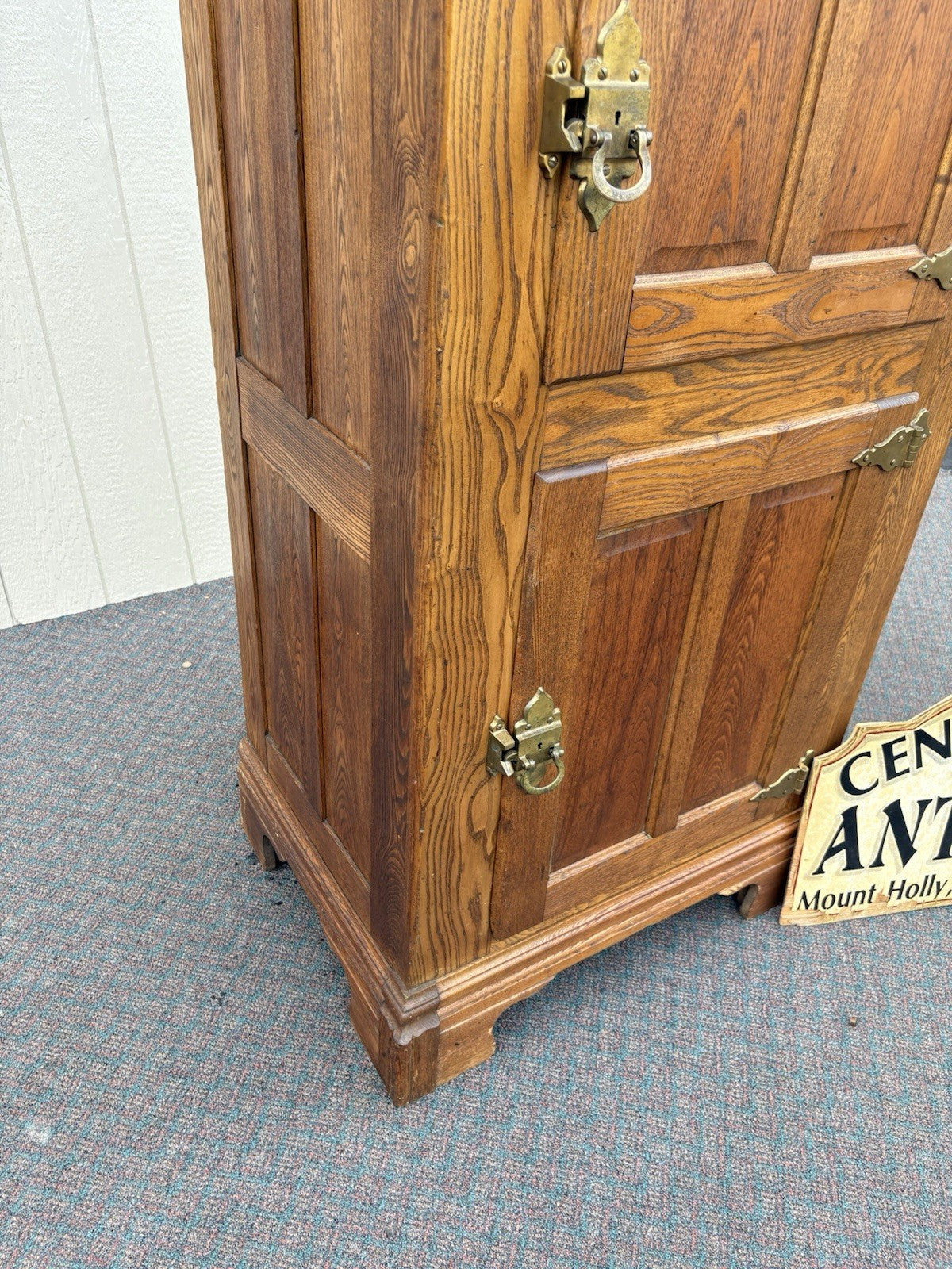 65511 Antique Victorian Oak Ice Box Liquor Storage Cabinet