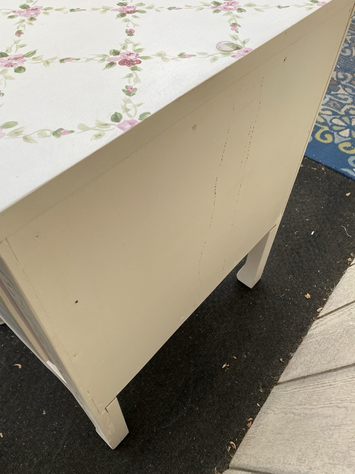 66647   Hand Made Decorator Nightstand End Table Stand