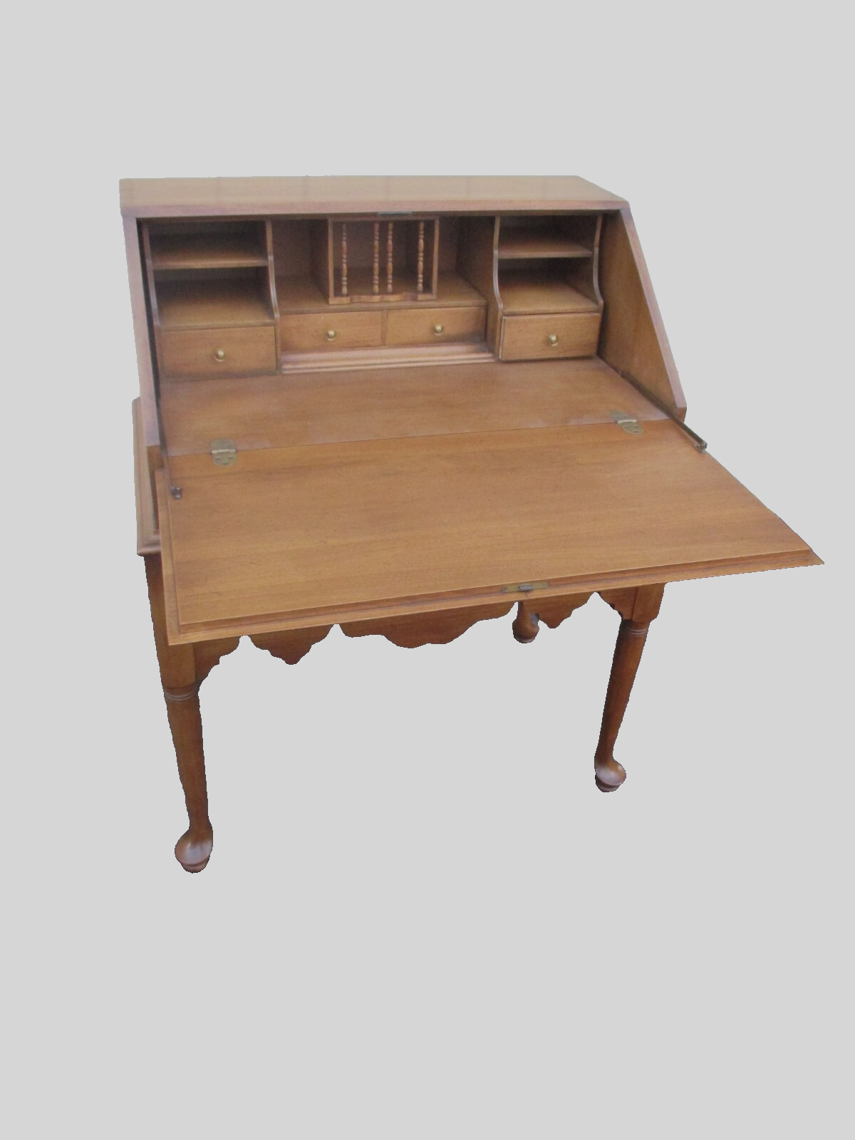63998 Davis Furniture Inlaid Cherry Slantfront Desk