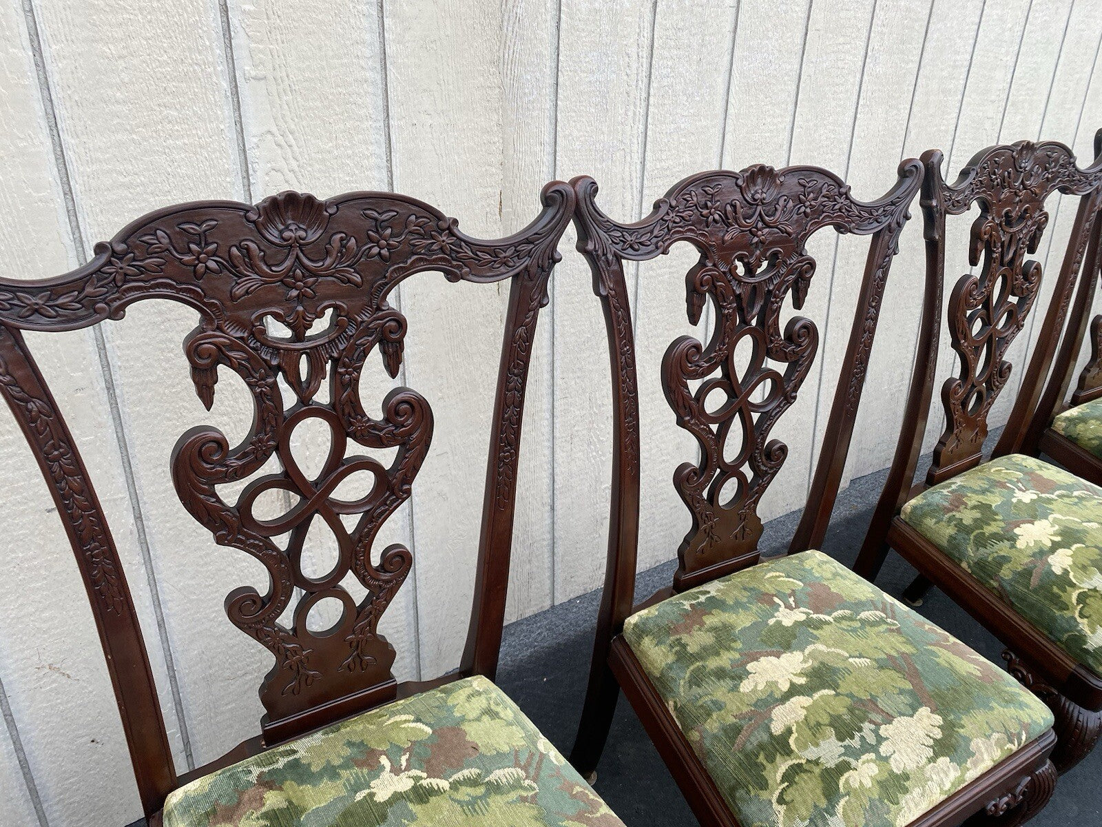 65650   Set of 8 Hand Carved Mahogany Dining Chair s