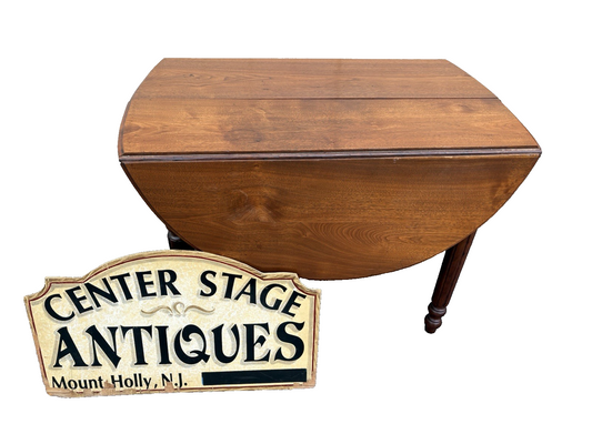 67045 Antique Victorian Walnut Dropleaf Dining Table w/ 2 leafs Top 42" x 48"