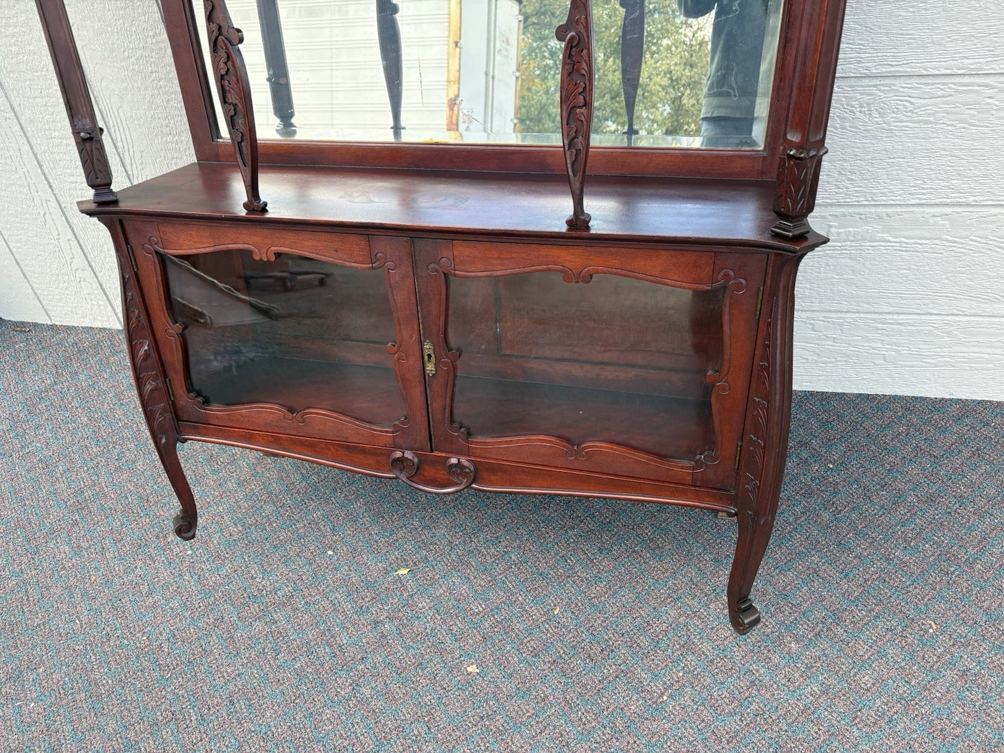 67148 Antique Mahogany Etergie Curio Display cabinet