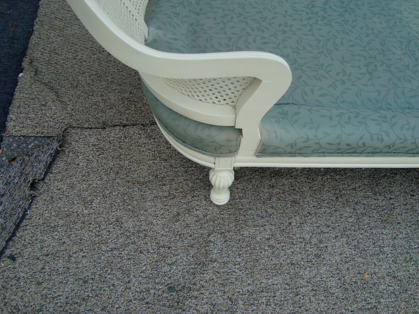 60874  Romantic Shabby Sofa Chaise Lounge Chair