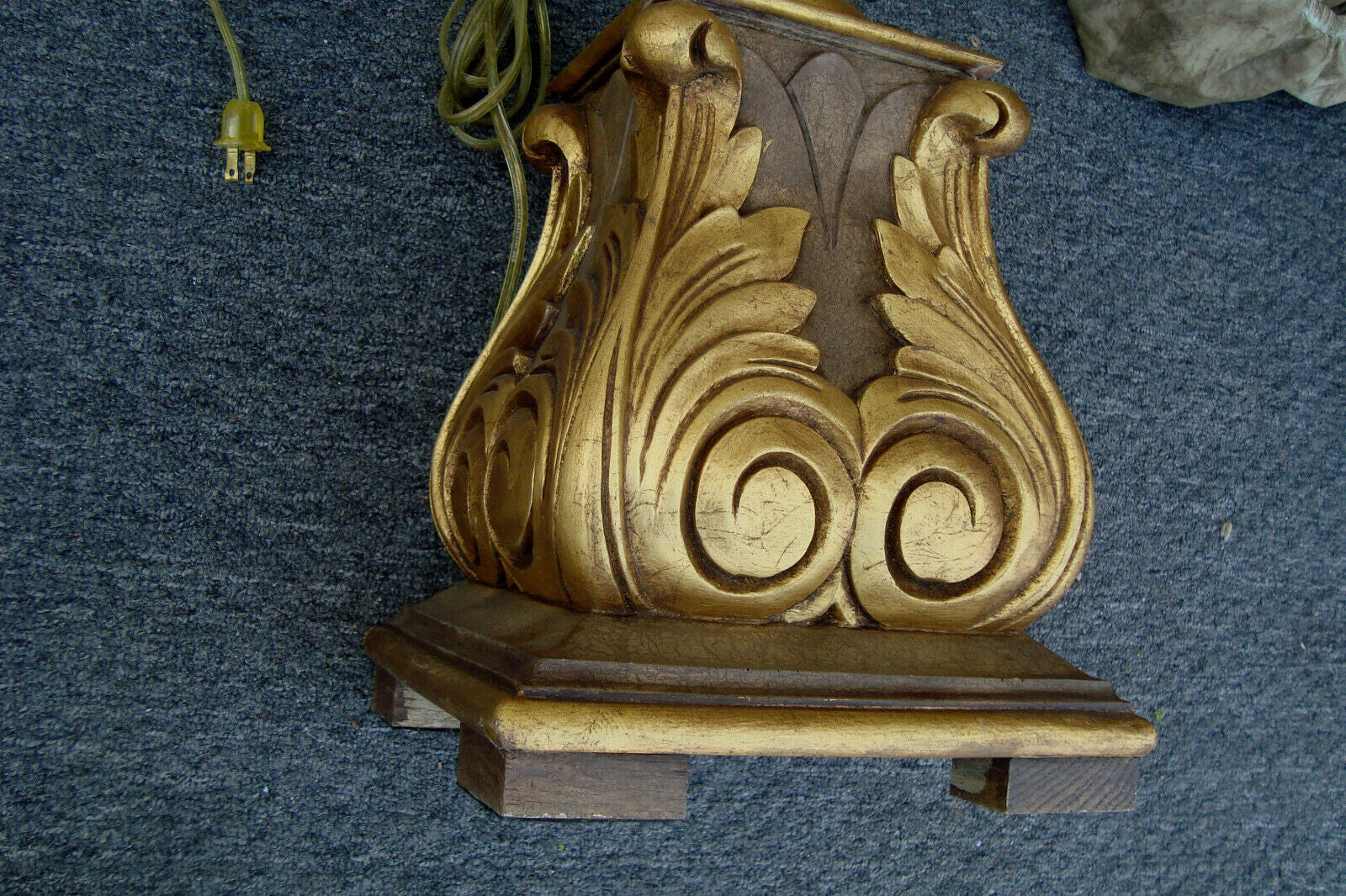 62017  QUALITY Wood  Decorator Pole Lamp Light