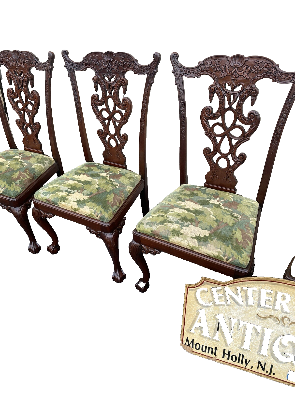65650   Set of 8 Hand Carved Mahogany Dining Chair s