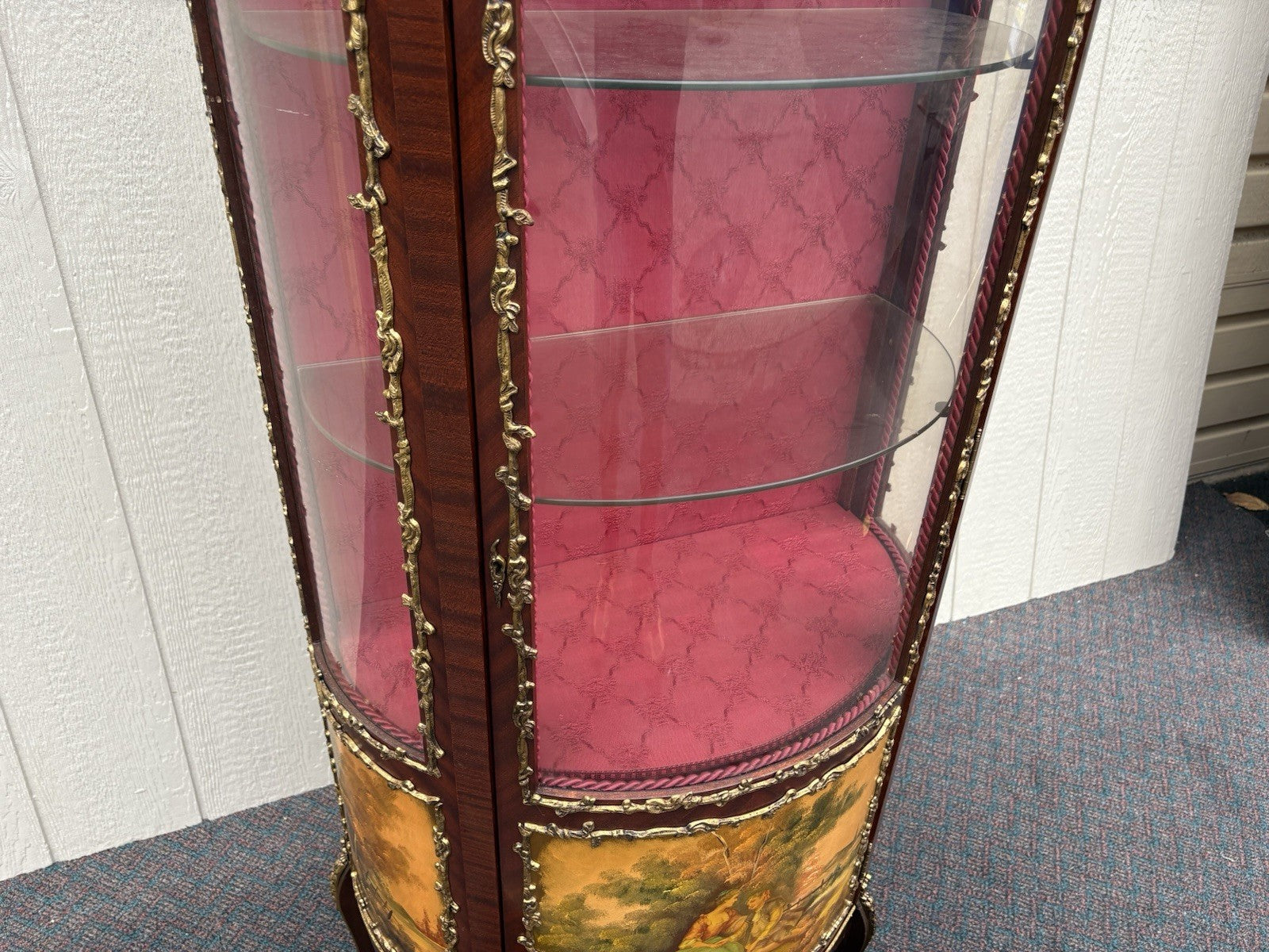 67095 Louis XV Curio China Cabinet with Bronze ormalu