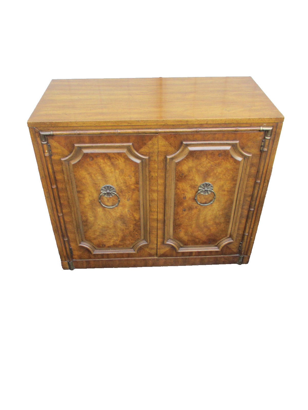 64135   Weiman Cabinet Chest Server