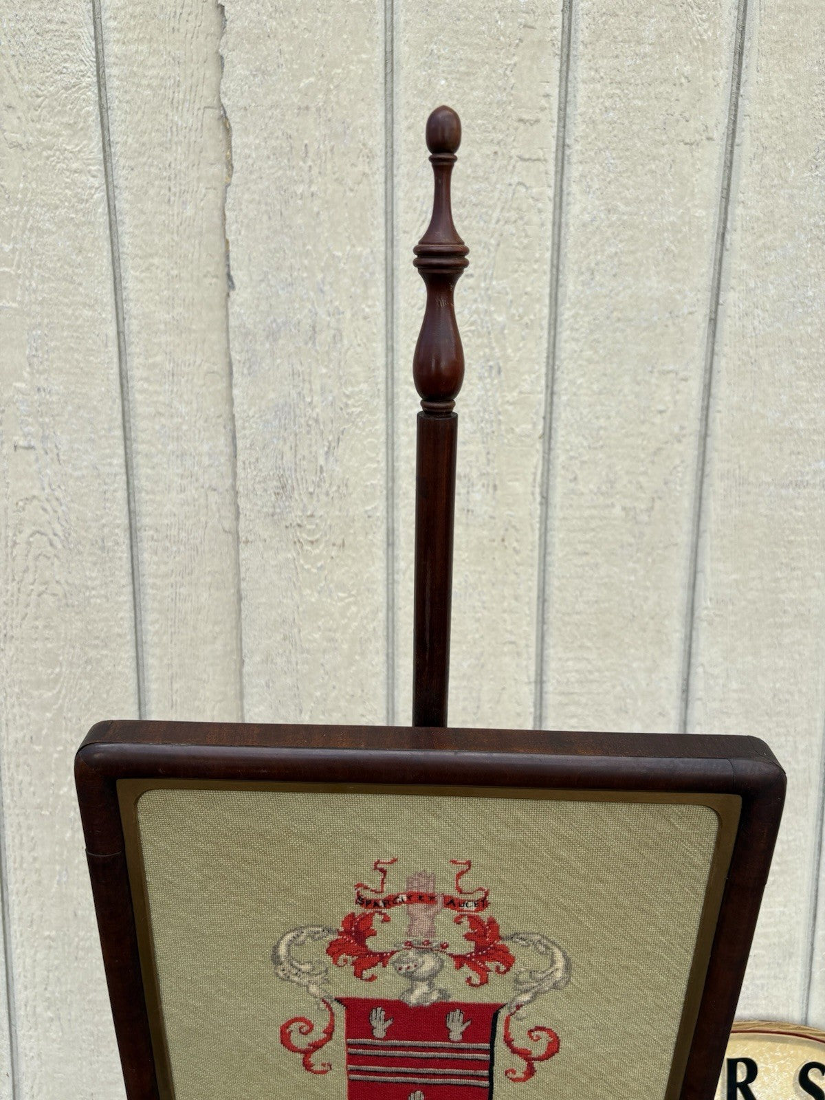 66633 Antique Empire  Needlepoint Fireplace Fire Screen