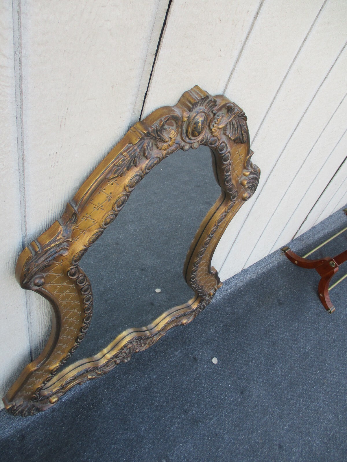 63607   Decorator Accent Mirror in Fancy Picture Frame