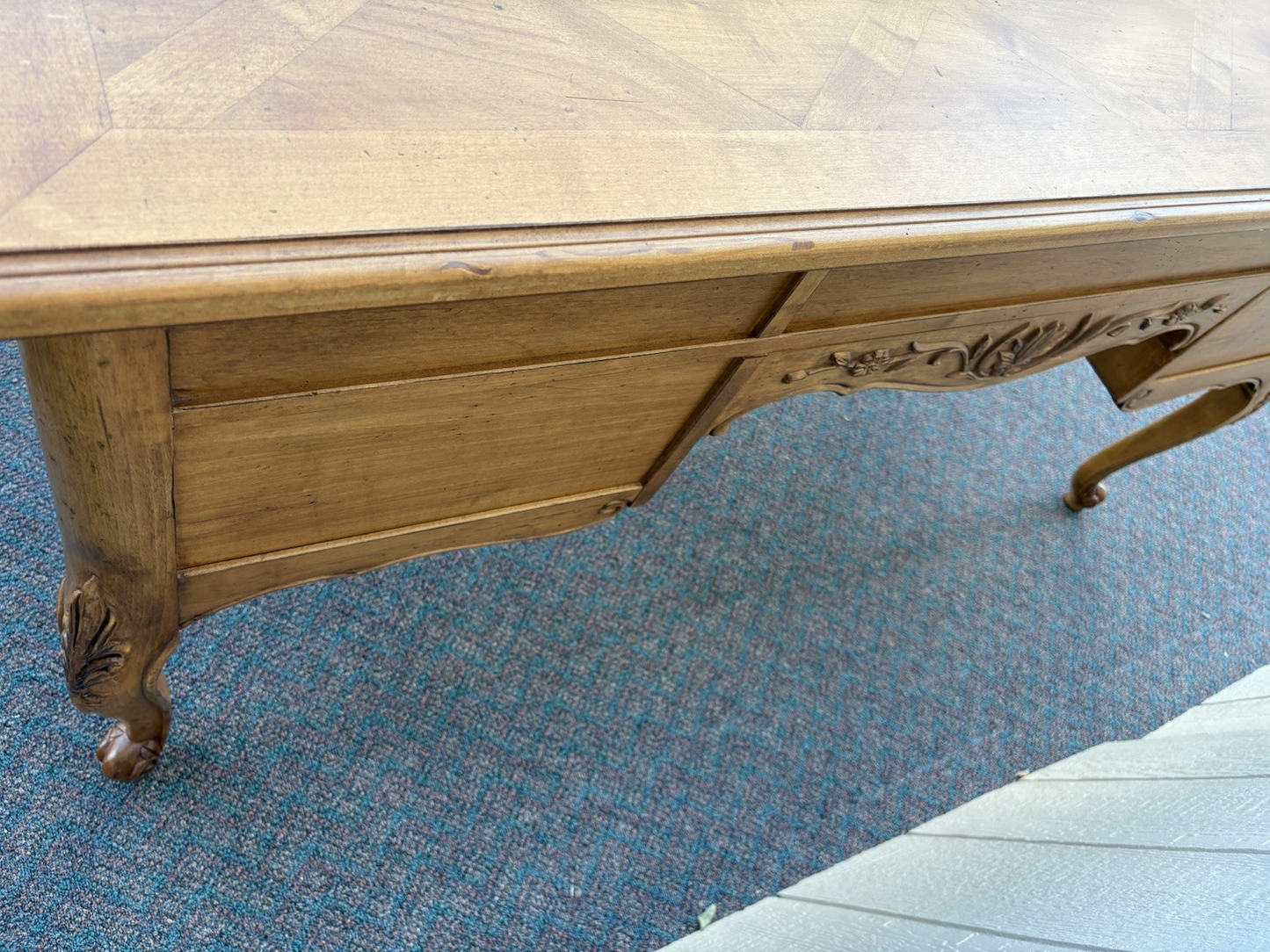 67158  Maple ETHAN ALLEN Executive Desk