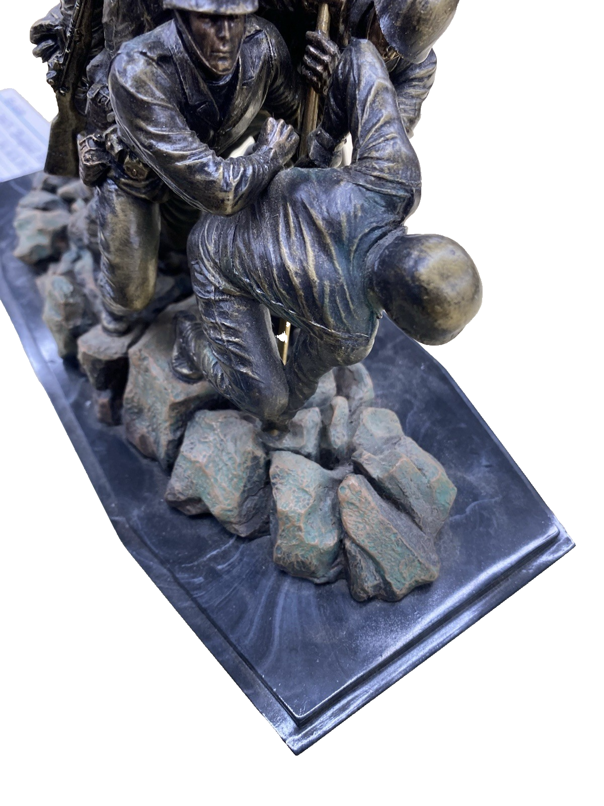 ES 420: Uncommon Valor Was A Common Virtue Statue 2007 Bradford Exchange