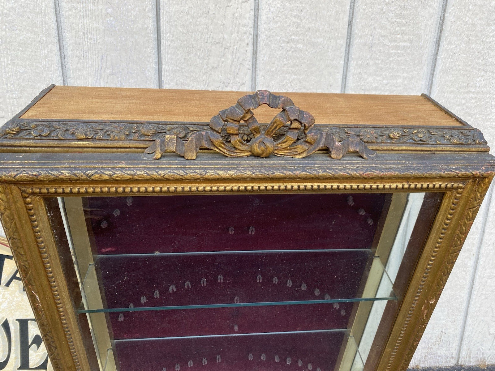 66543    Gold Decorator Whatnot Wall Shelf Spoon Holders on Back