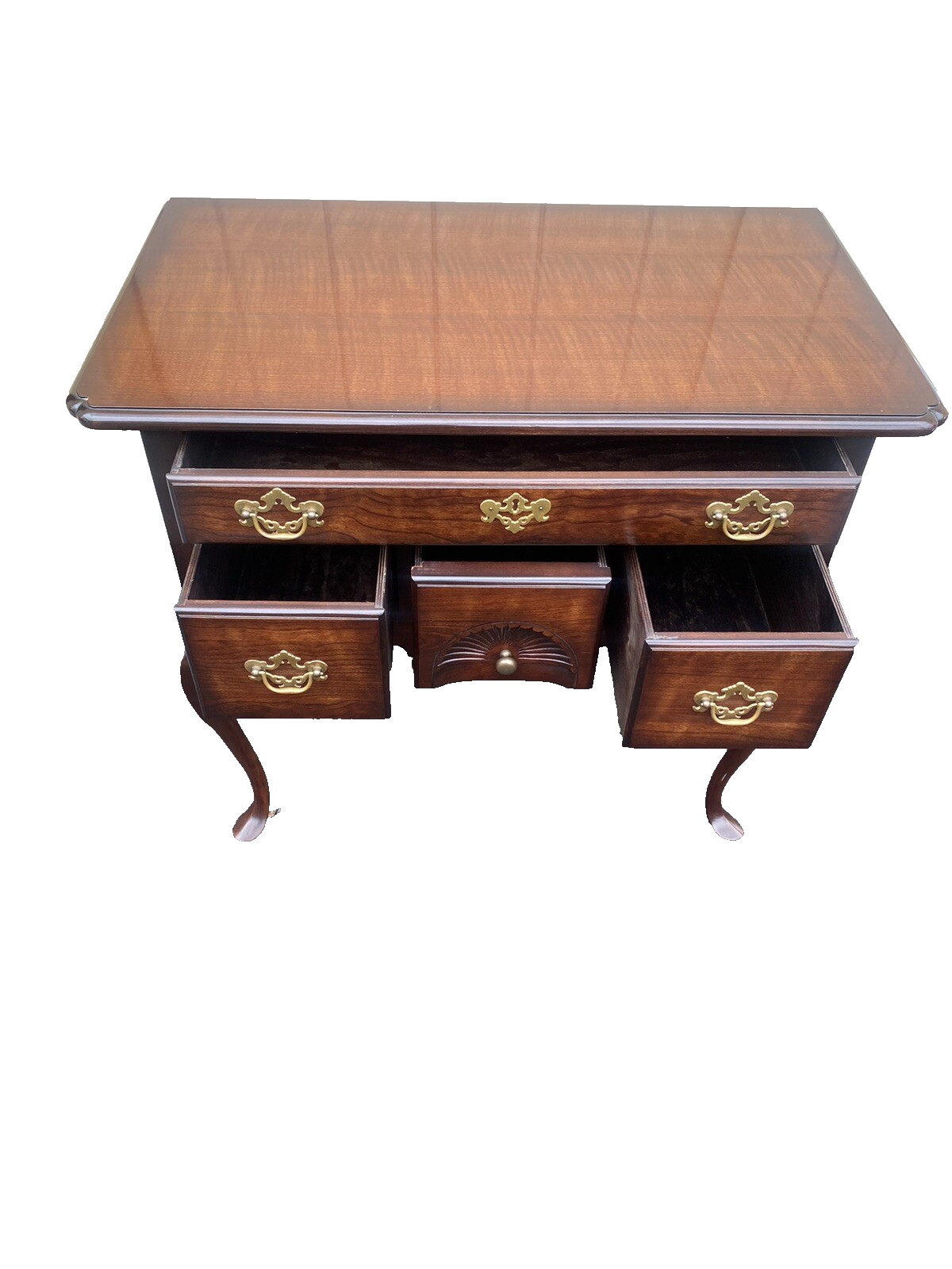 65740 Mahogany Queen Anne Low Boy Dresser Chest