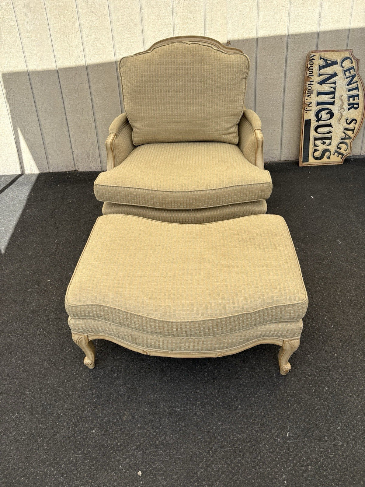 66694   CENTURY Furniture Louis XV Chair with  Stool