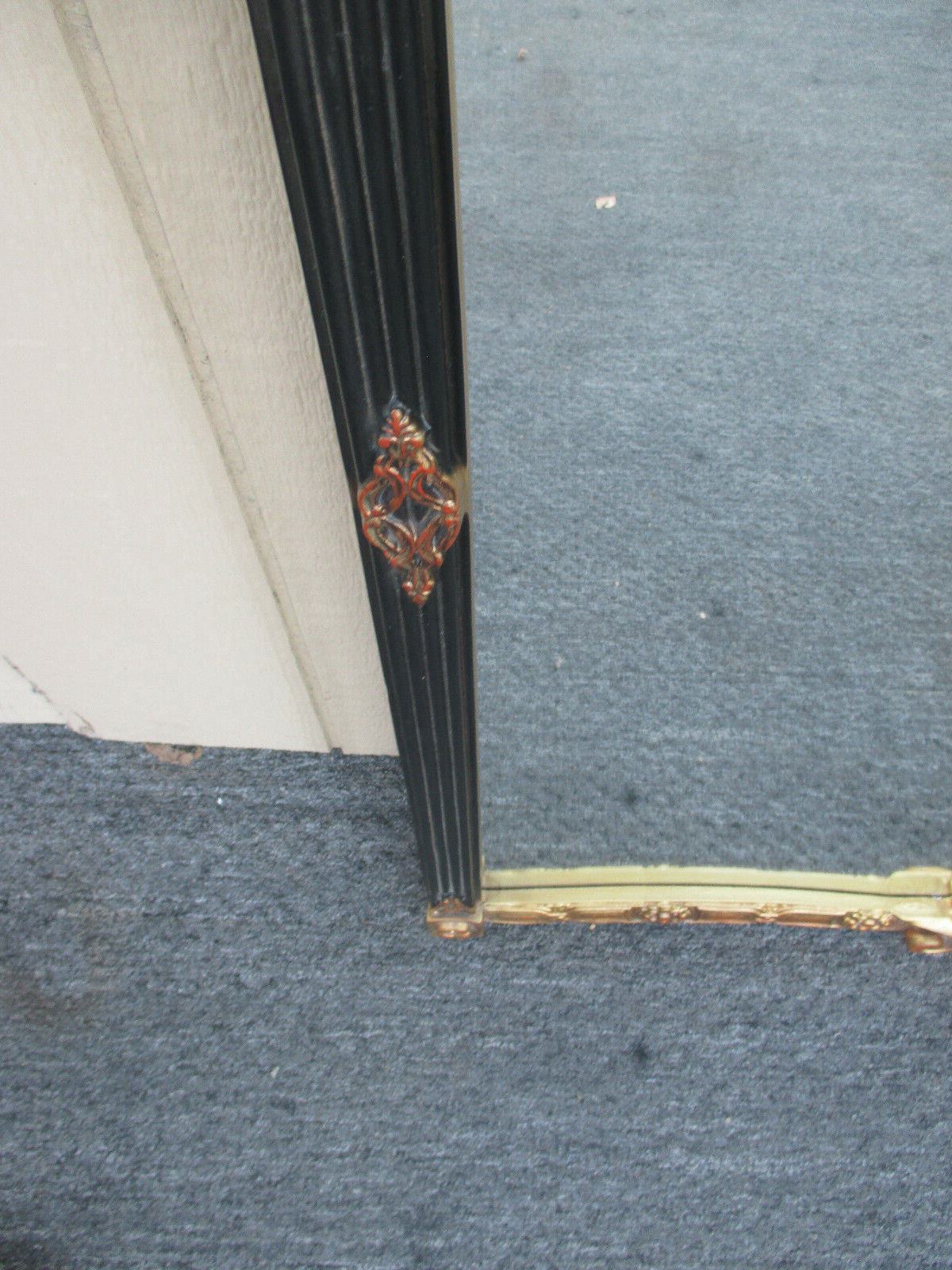 62589   Gold GARDNER  Decorator Mirror