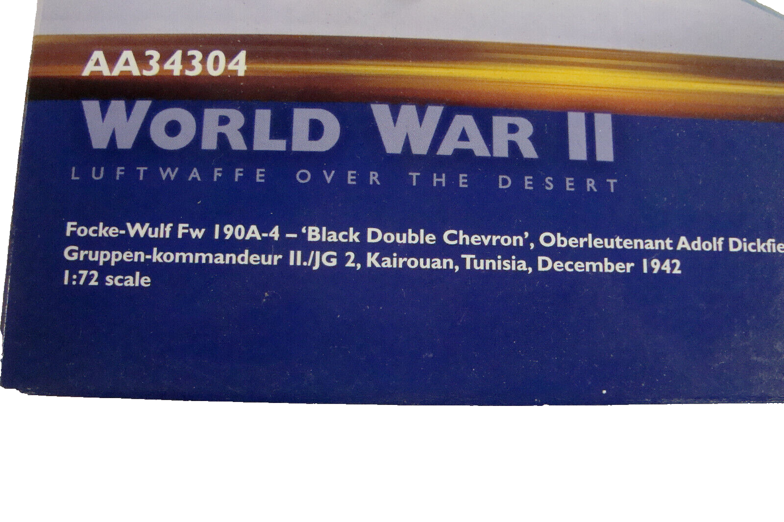 E22 - CORGI Aviation Archive Luftwaff Black Double Chevron AA34304