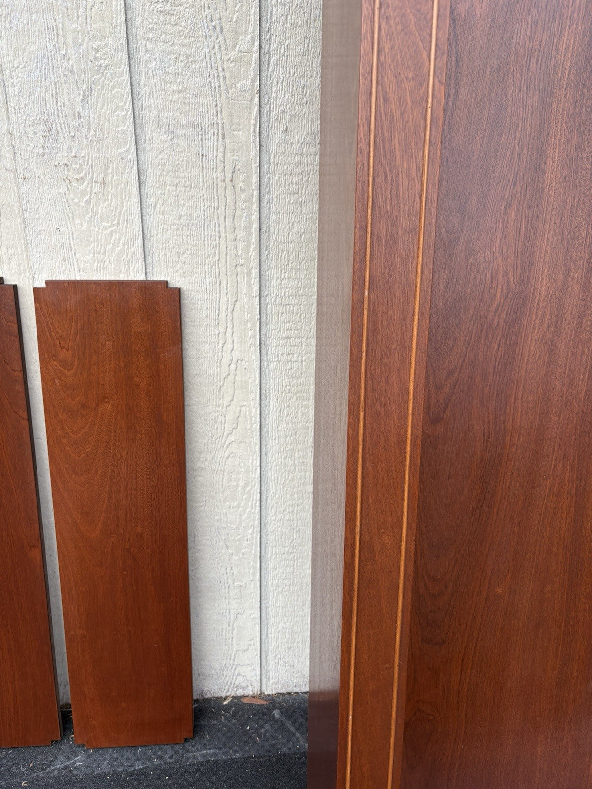 66711    Tall Mahogany Bookcase Curio with 4 Adjustable Wood Shelves