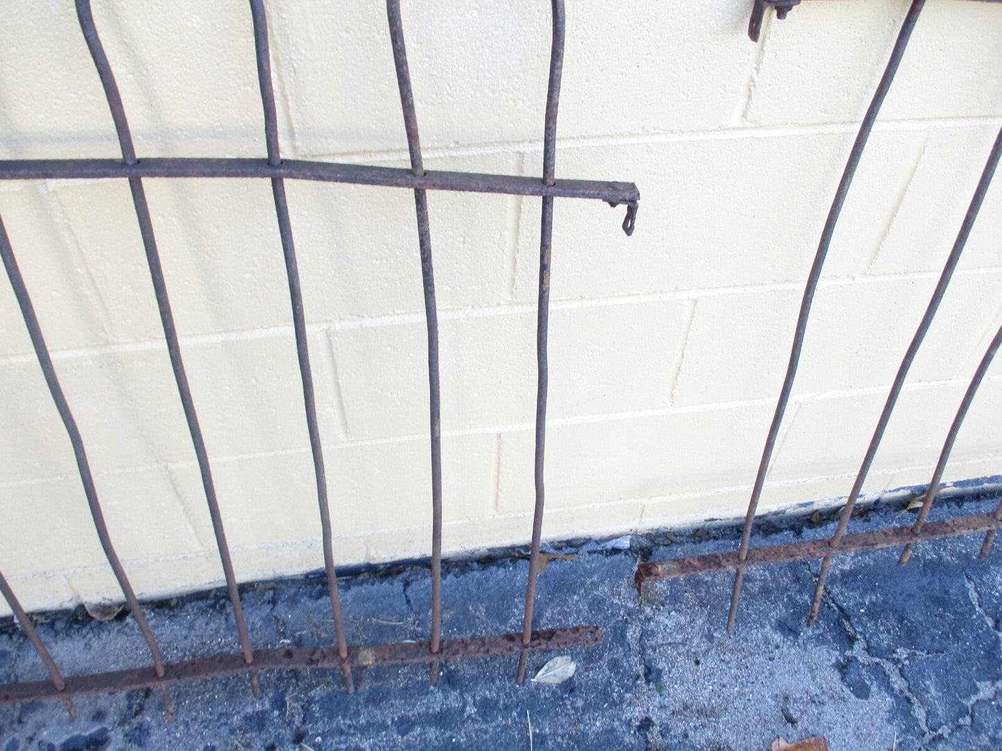 GARDEN 02:  20 feet  x 36" High  Victorian Wrought Iron Fencing Fence 3 sections