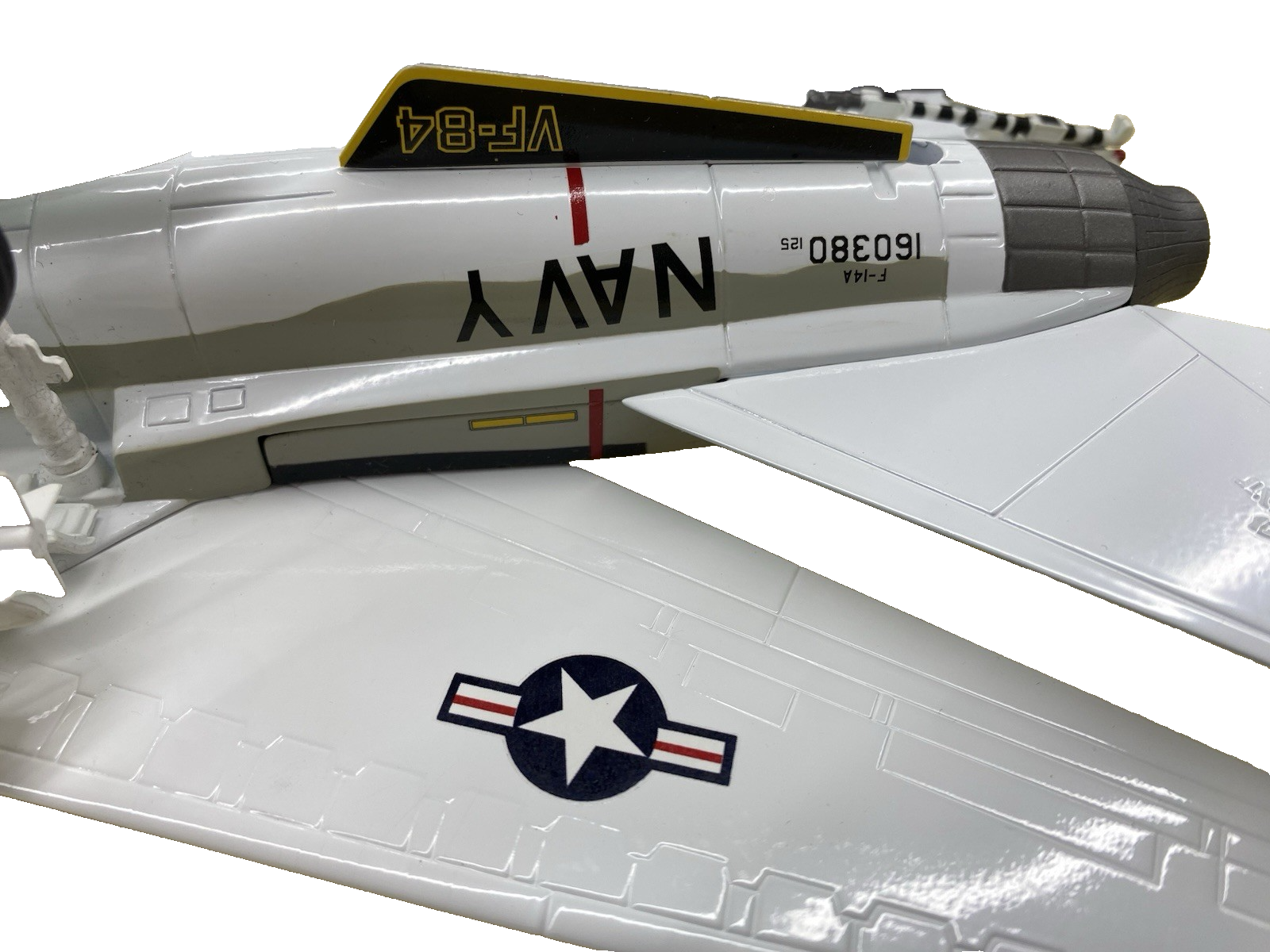 ES 228: Franklin Mint F 14 Tomcat U S Navy Jolly Rodger Airplane Plane