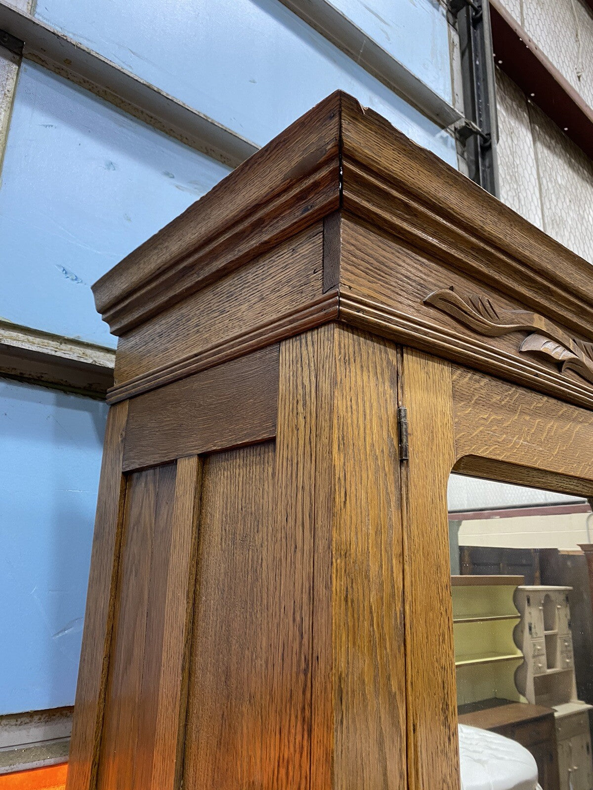 65564   Antique Victorian Oak 2 Door Wardrobe Cabinet