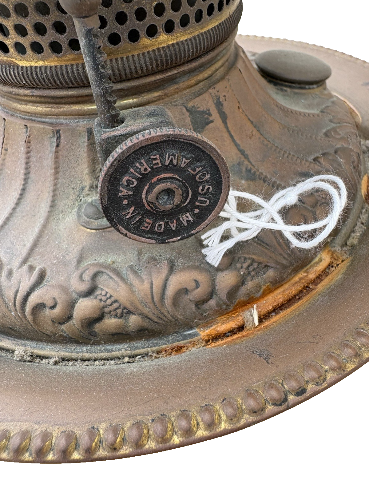 66593    Antique Victorian Gone With The Wind Electrified Oil Lamp