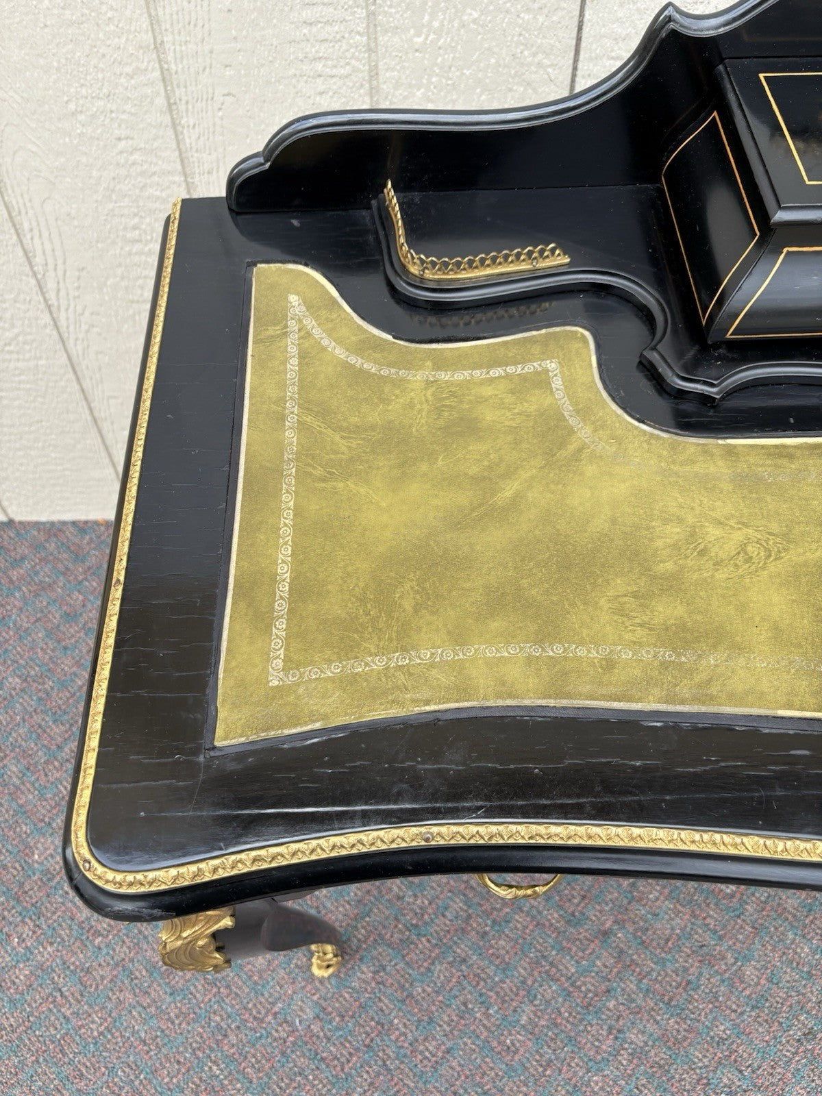 67143 Louis XV Desk with Bronze Ormalu