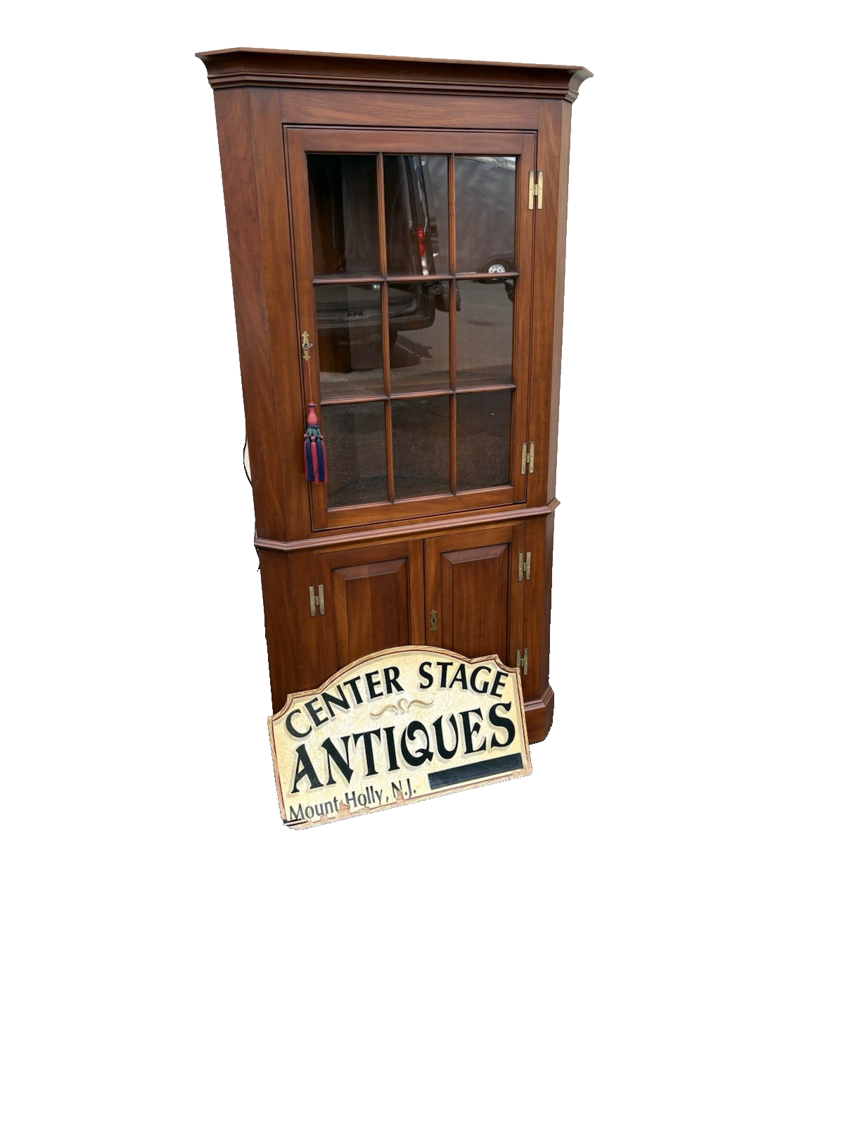 66652   Solid Cherry Henkel Harris Virginia Galleries Corner China Cabinet Curio