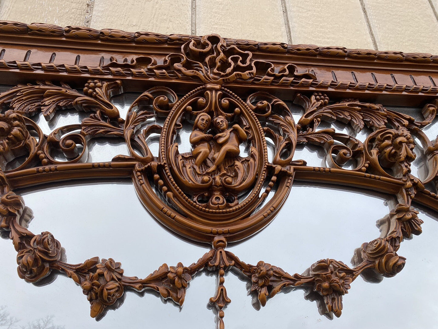 66238 Large Decorator RIO Furniture Fancy Mirror with Cherub s