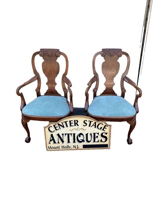 64506   Pair Burled  Mahogany Armchairs  Chair s
