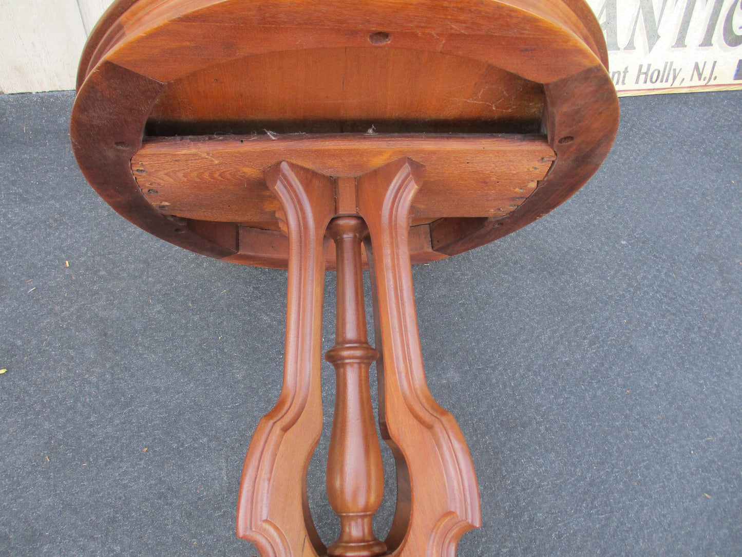 64381  Oval Victorian Walnut Lamp Table Stand
