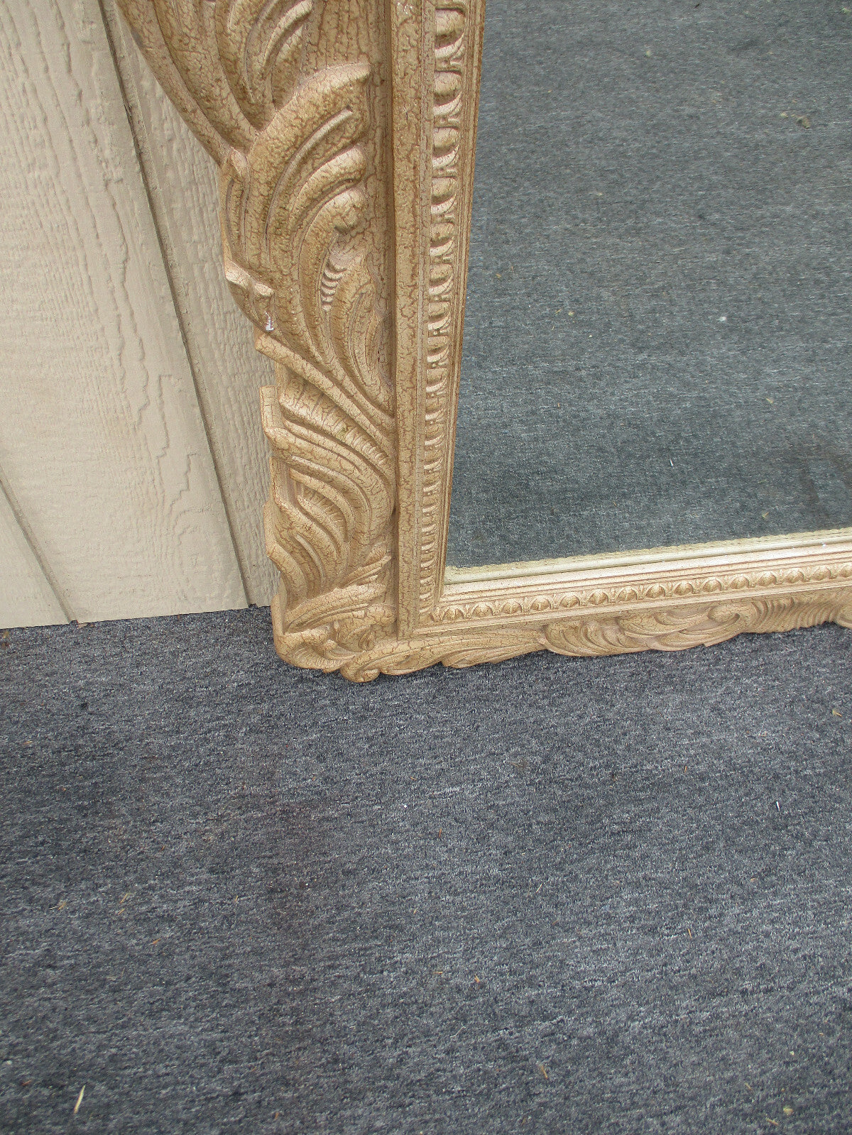 62937 Large Decorator Shell Top Mirror 45 x 57