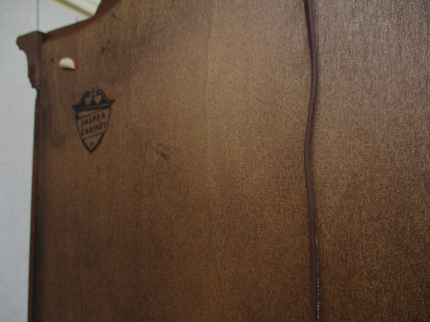 64173  Cherry Curio China Cabinet Etergie JASPER Furniture