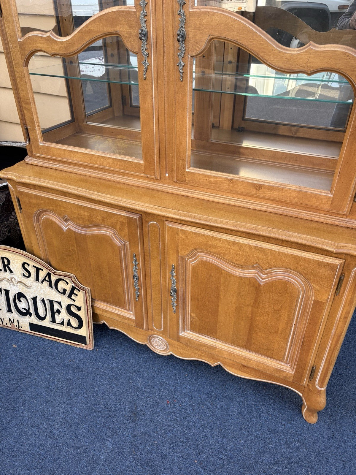 67124 French Country ETHAN ALLEN China Cabinet Curio