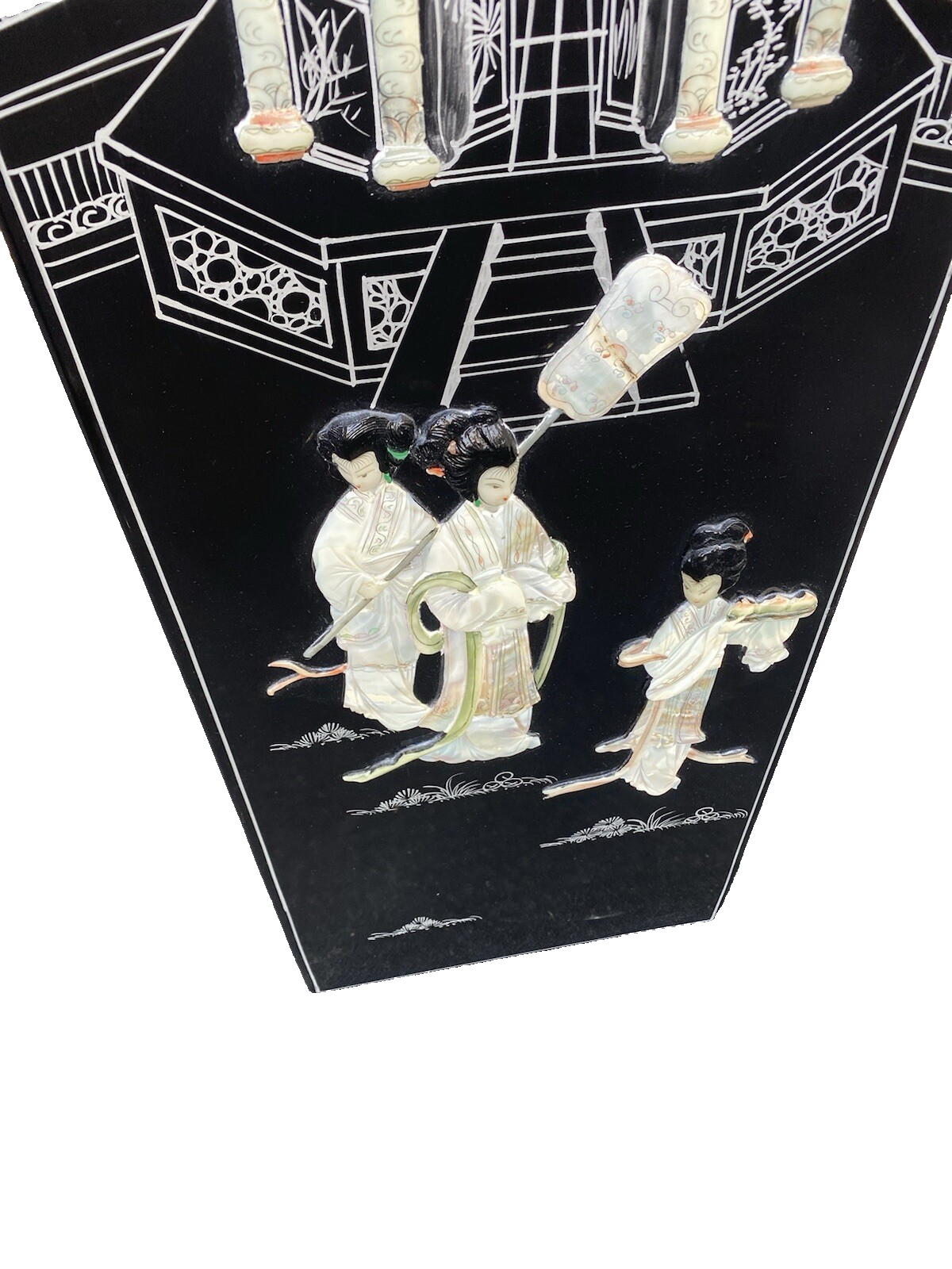 66308 Oriental Plant Pedestal Stand Lamp Table