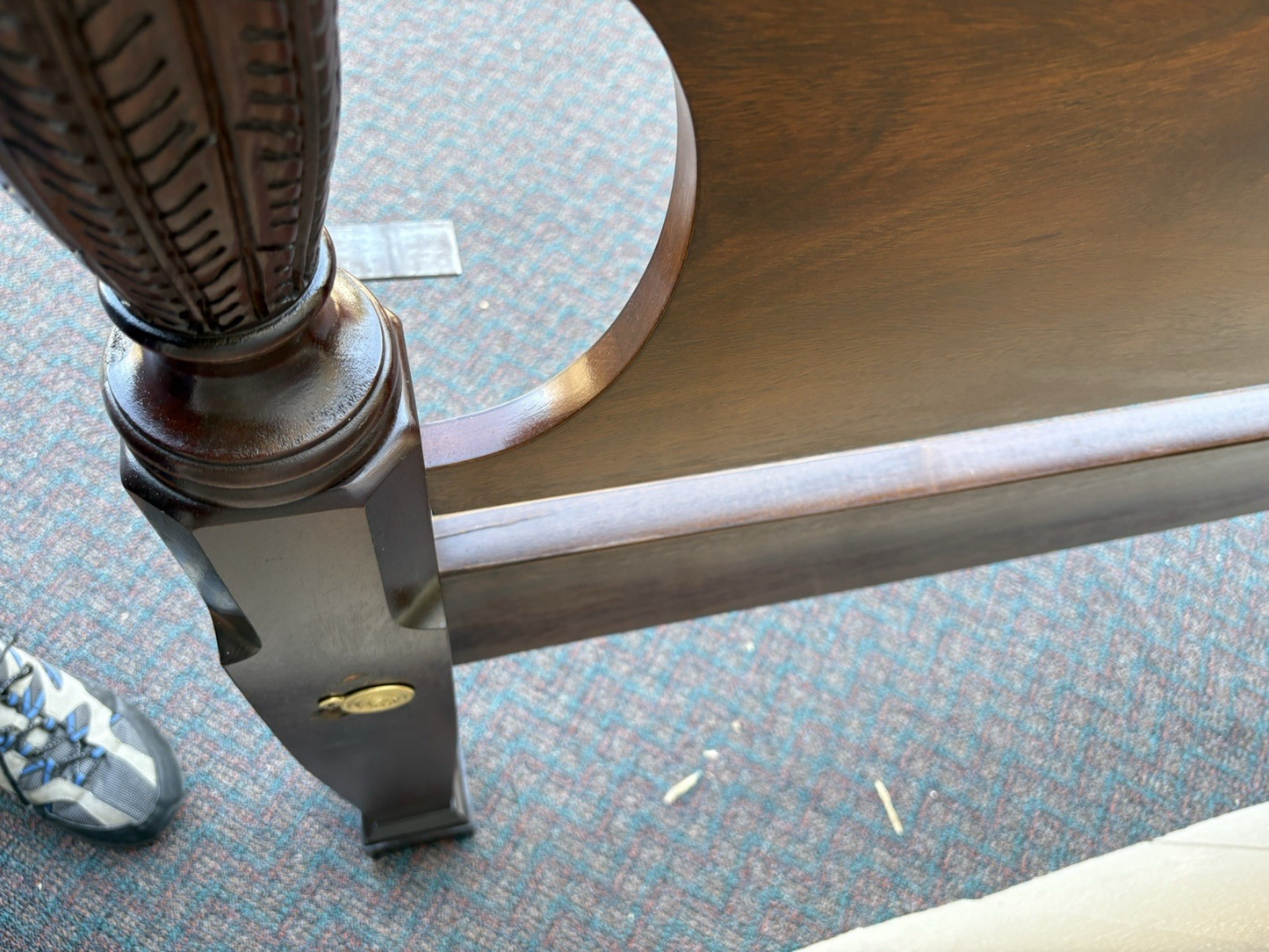 66932  Quality QUEEN Size  Solid Mahogany Poster Bed