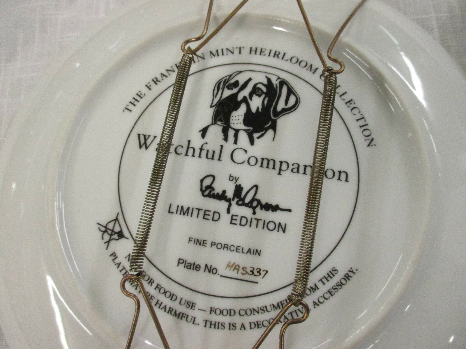 ES Set of 5 FRANKLIN MINT  Dog Porcelain Plates  8" diameter