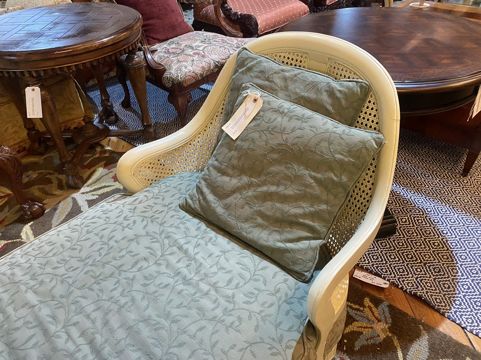 60874  Romantic Shabby Sofa Chaise Lounge Chair