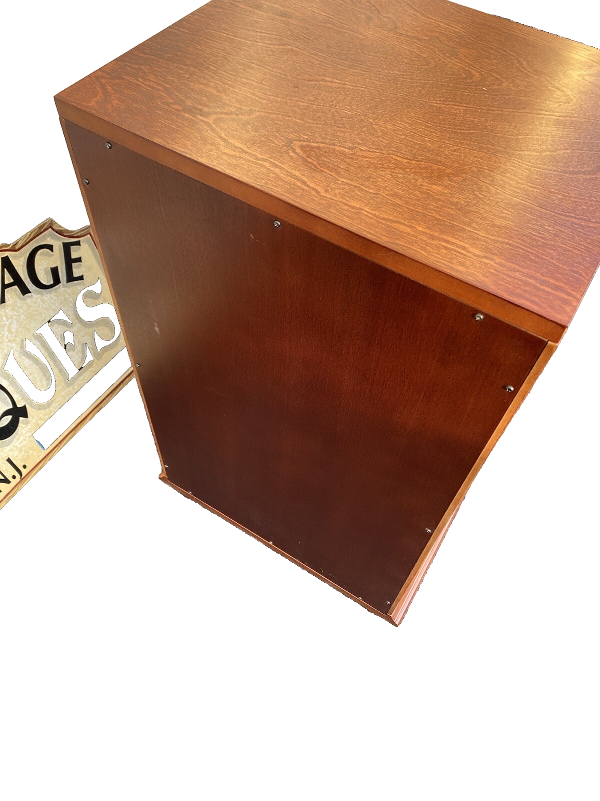 64917  Mahogany Nightstand End Table Stand Wine Rack